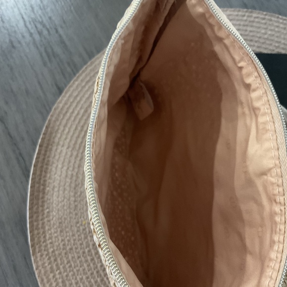 Tan Raffia Woven Wristlet - Picture 6 of 8